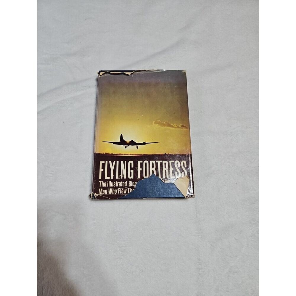 Flying Fortress - Jablonski, Edward - 1965-01-01 Doubleday & Company